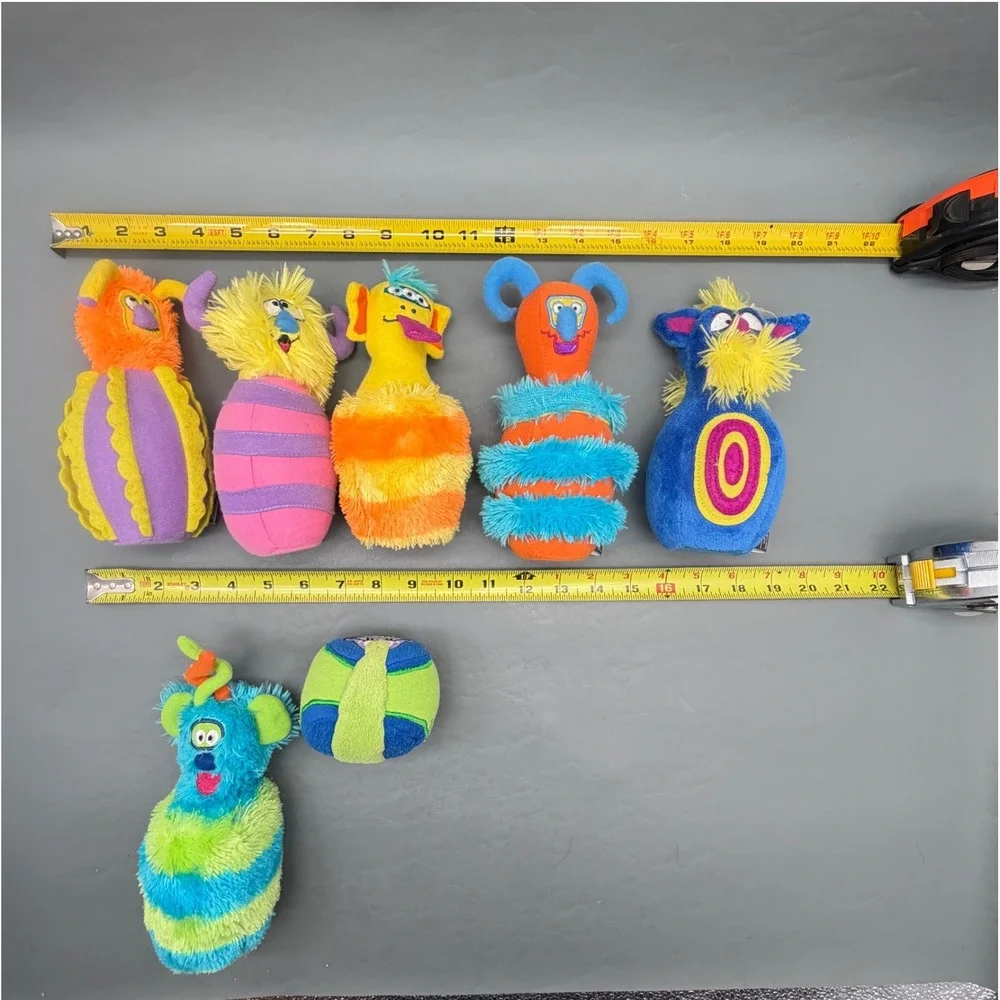 Melissa & Doug Monster Bowling.  6 Wacky Plush Pins 1 Silly Ball and Bag